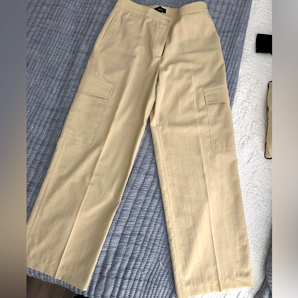 Theory Beige Wide Leg Cargo Pants Size 8